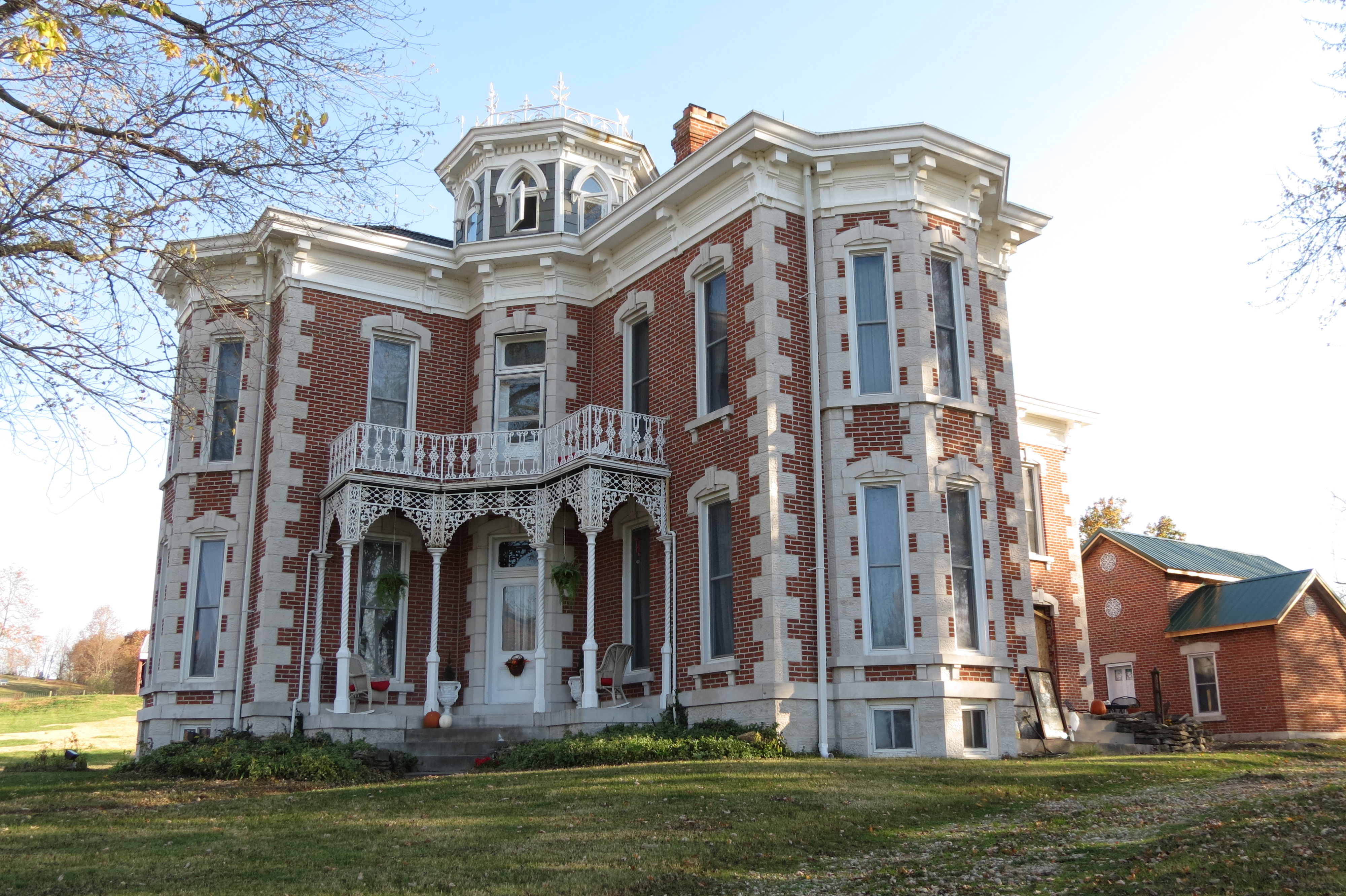 Tunnelton's Guthrie Mansion | housesandbooks